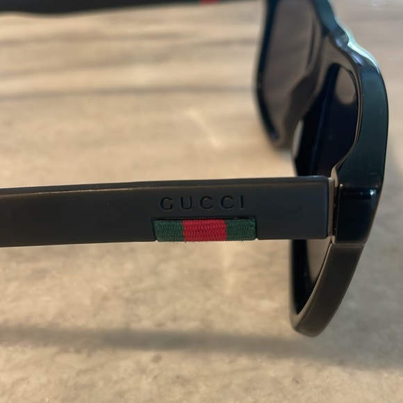 Gucci sunglasses unisex - Picture 2 of 7